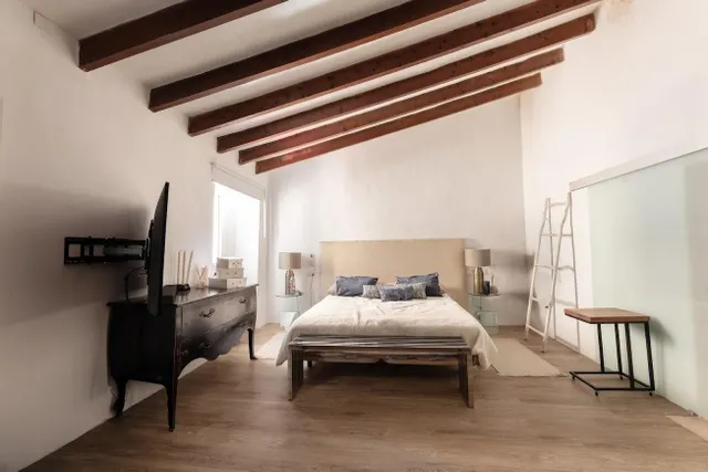 CASA URBANA DE DISEÑO — 16