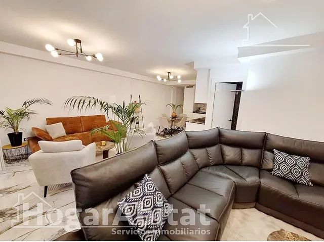 ¡VISTAS AL MAR! REFORMADO EN RESIDENCIAL CON PISCINA Y BALCÓN, EN LA PLAYA DEL CURA — 7