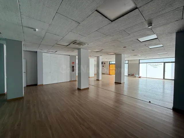 LOCAL EN ALQUILER EN PLENO CENTRO DE SABADELL