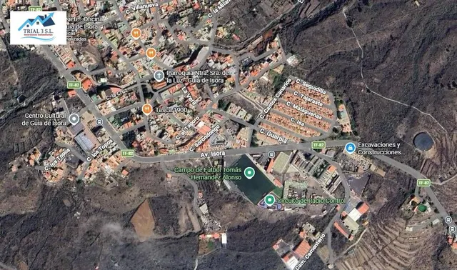 Venta almacén + local en Guia de Isora (Tenerife) - foto 2