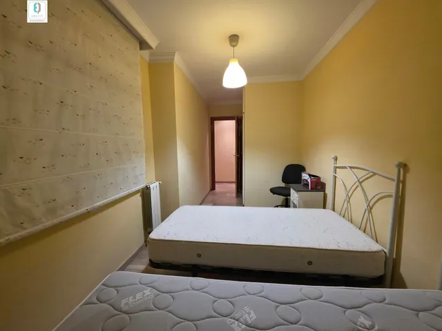 Gran piso de 3 dormitorios y 2 baños en la mejor ubicación — 12