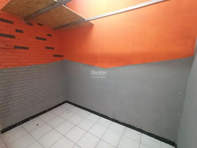 Estupendo local en Valle de Broto junto a San Juan de la Peña. — 18