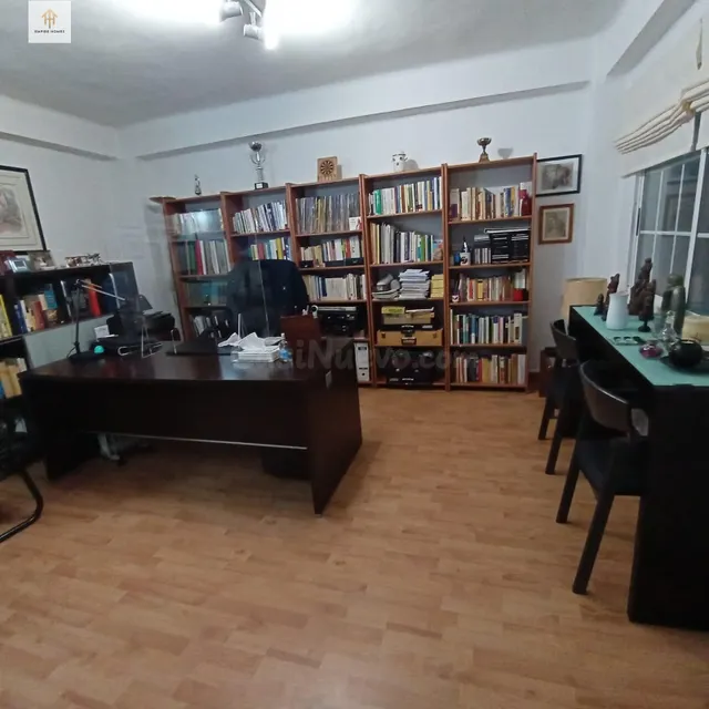 Se VENDE DESPACHO PROFESIONAL en zona CENTRO Cáceres - foto 5