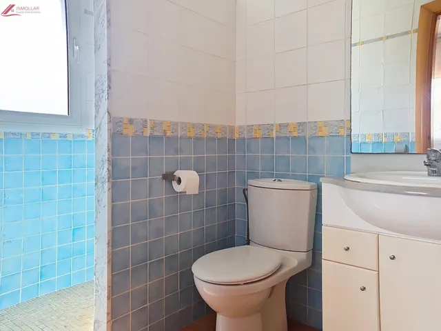 En venta Chalet independiente con piscina — 12