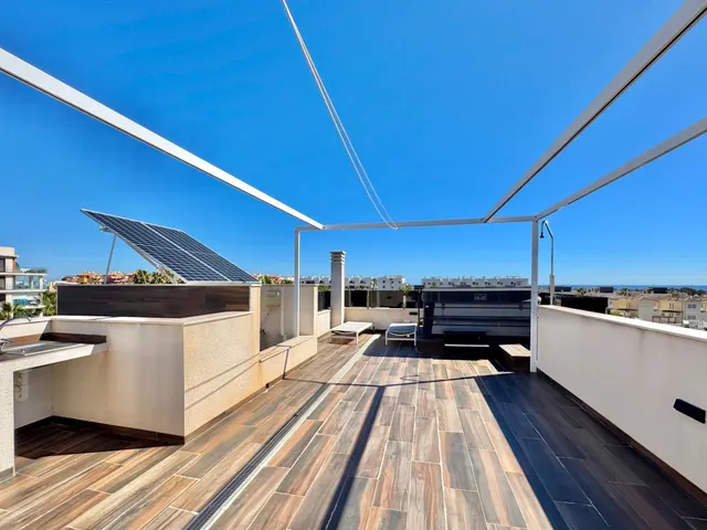 Villa 4 habitaciones 271m² en venta - Lomas de Cabo Roig — 41