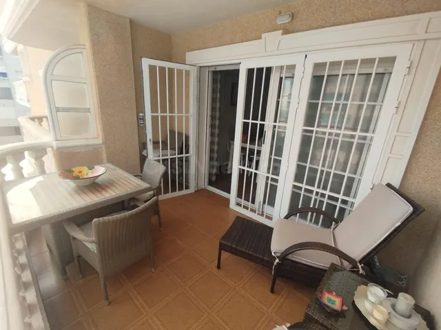 Apartamento reformado en segunda linea de playa  con vistas al mar en Guardamar del Segura — 4