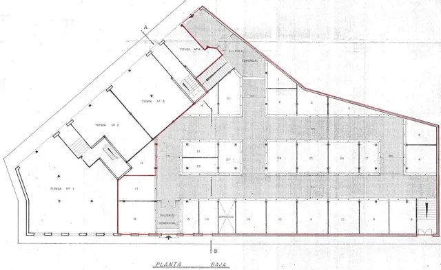 Local comercial 1500m² en venta - Calle real