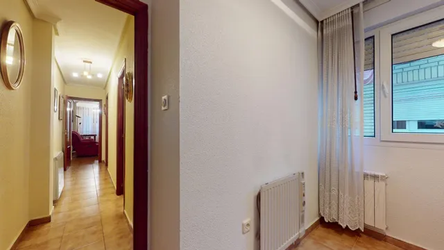 Piso de tres dormitorios de nueva construcción y con garaje — 40