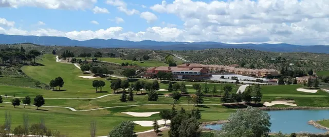SANTA CLARA-GOLF OTURA — 38