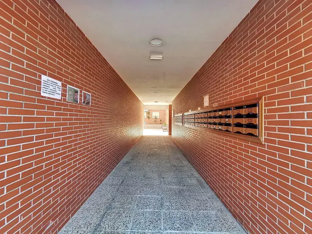 Piso con enorme terraza en Barrio de los Periodistas de Granada — 25