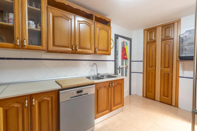 PRECIOSO ADOSADO CON PATIO, TERRAZA, COCHERA Y ESTUFA DE LEÑA EN LAS GABIAS (GRANADA) — 26