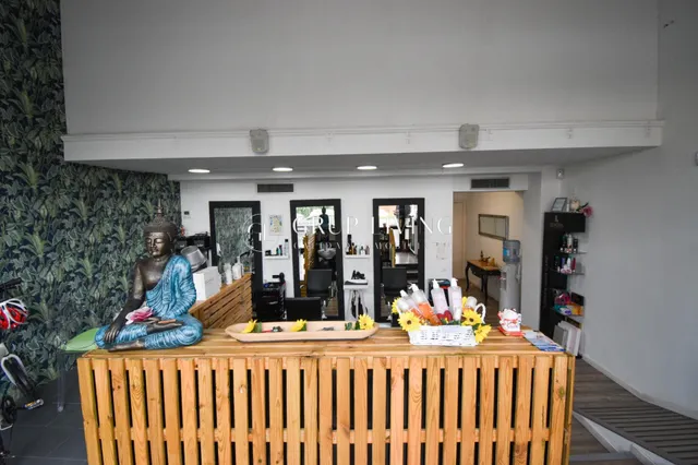 CENTRO DE ESTETICA Y MASAJES EN TRASPASO — 2