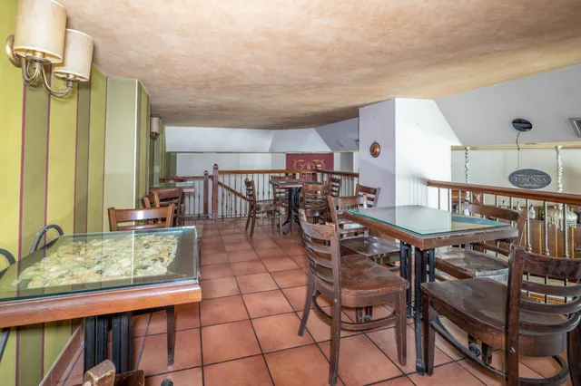 Negocio en Ogíjares Bar-Cafetería — 27