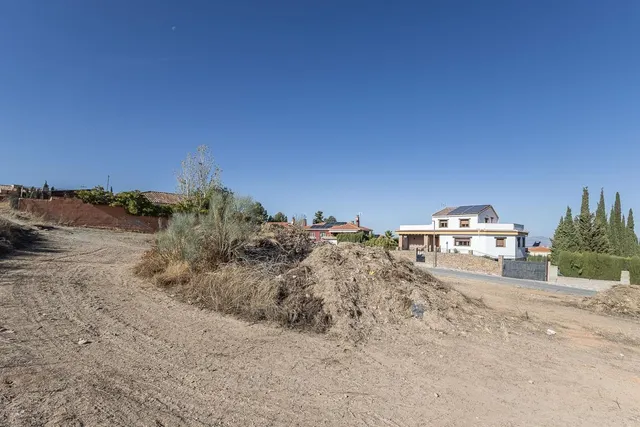 2 solares de 780m2 cada uno. Precio de cada solar 99.000€. — 8