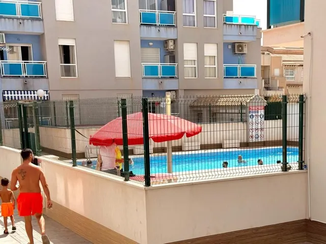 Apartamento 1 habitación 65m² en venta - Estacion de autobuses — 23