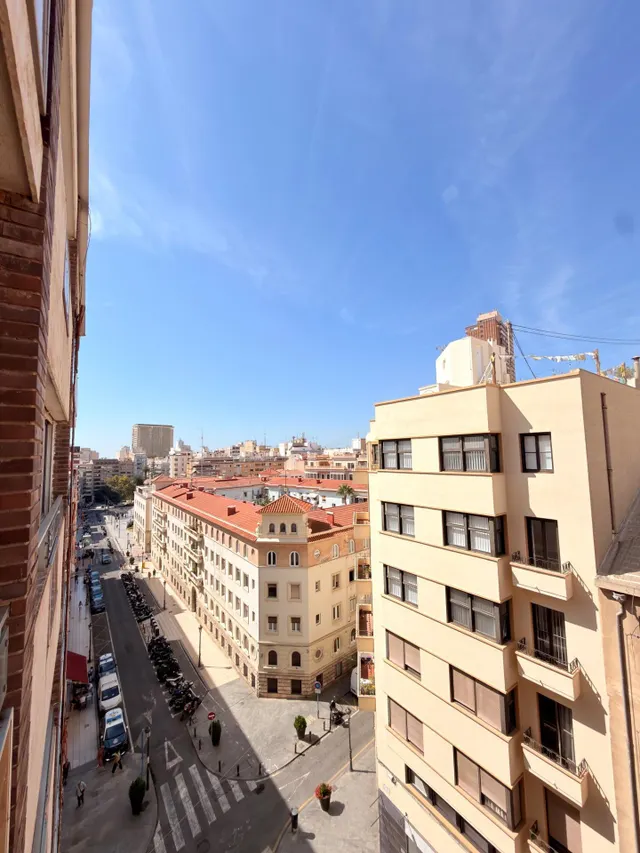 Amplia vivienda reformada Centro de Alicante. Alquiler Temporal — 32