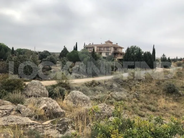 PARCELA JUNTO AL CLUB LA POZUELA — 4