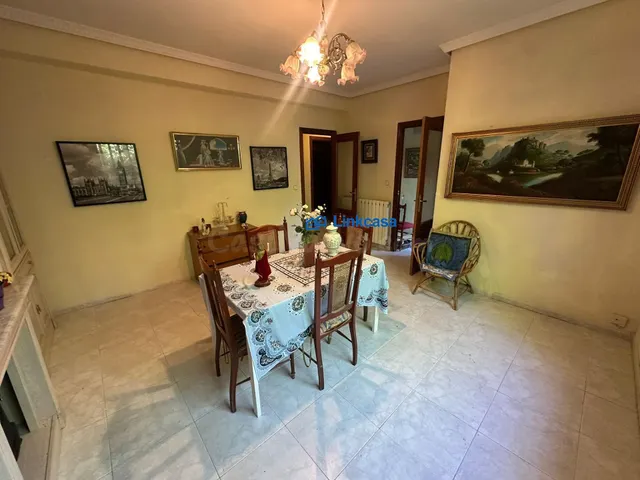 CASA INDEPENDIENTE EN METRO OPAÑEL DE 309 METROS CUADRADOS — 2