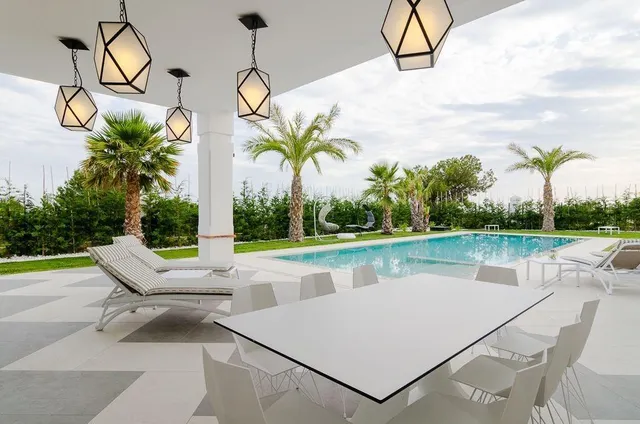 Villa en Sierra Cortina (cl) — 4