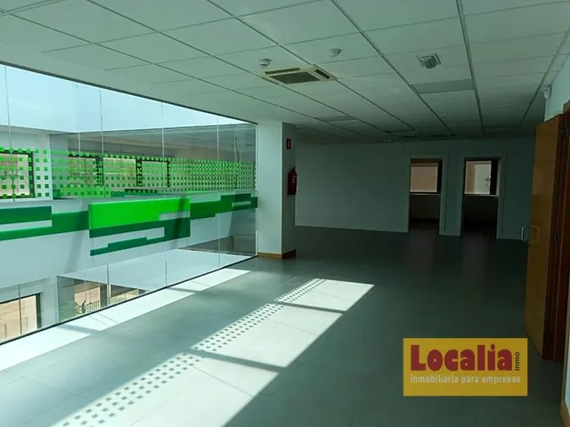 Oficinas de alto standing en Viernoles - foto 4