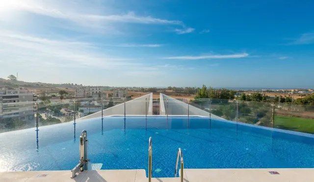 Apartamento 3 habitaciones 90m² en venta - Aloha — 2