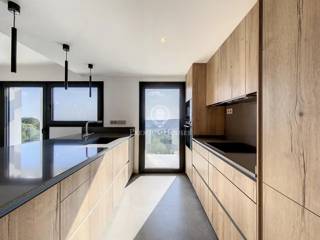Nueva promoción de vivienda unifamiliar en venta y con vistas al mar en Lloret de Mar — 16