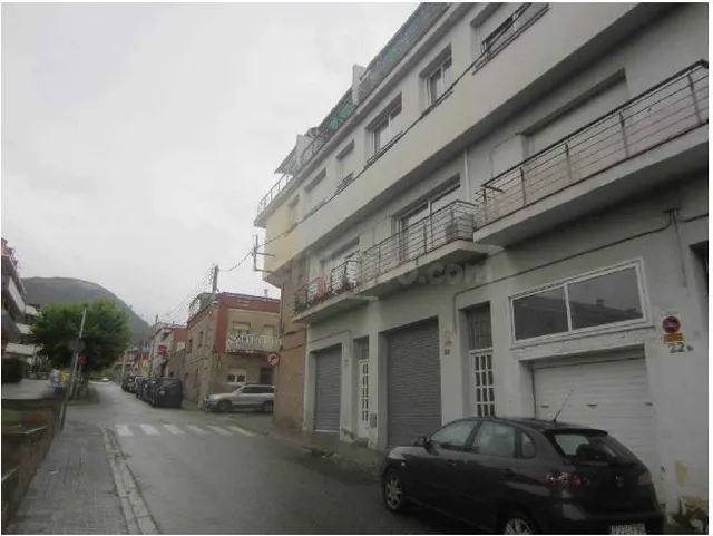 Se vende Piso OKUPADO en Calle Calle Goya 24 Sant Vicenç de 