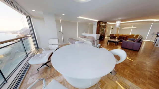 VENTA DE MARAVILLOSA VIVIENDA CON VISTAS AL MAR Y ESTILO ÚNI - foto 3
