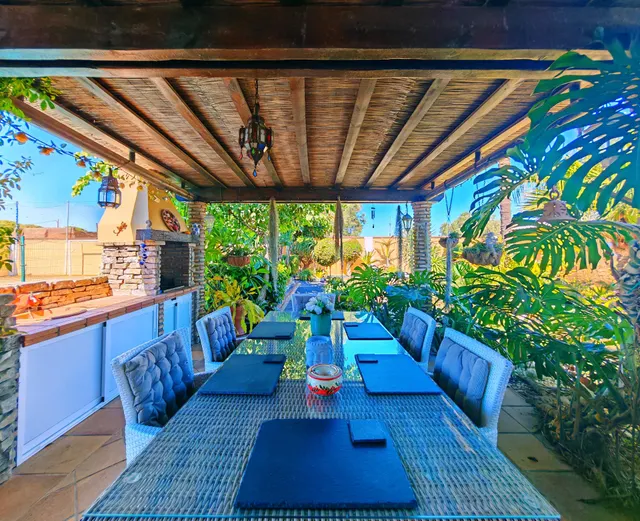 1.213 M2 DE PARCELA, DOS construcciones Y UN EXTERIOR QUE LO CAMBIA TODO — 21