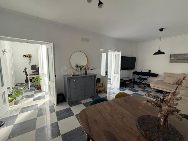 UN HOGAR CON ENCANTO EN EL CORAZÓN DE CÁDIZ
