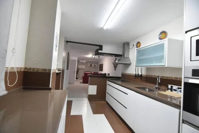 Complejo Turístico 3 habitaciones 126m² en venta - Centro — 15