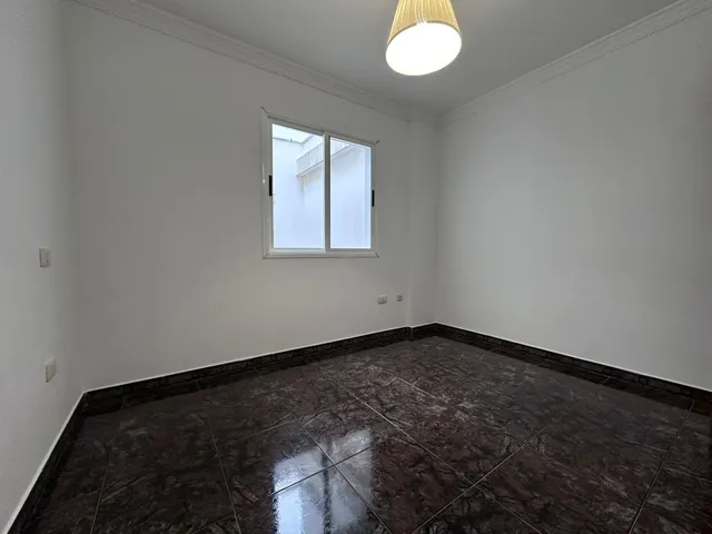 SE ALQUILA PISO - VIVIENDA EXTERIOR EN ARUCAS. - foto 4