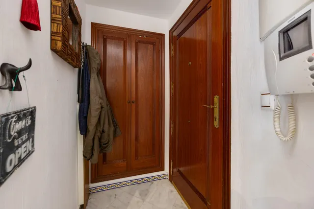 Apartamento de 2 dormitorios con terraza y piscina en Atalayas, Torrevieja — 15