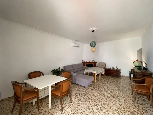 Chalet 4 habitaciones 160m² en venta - AVD. DE EUROPA — 12