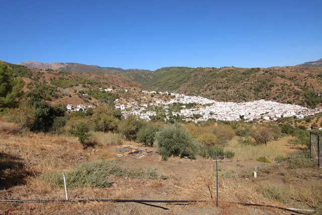 Finca rural con proyecto turístico en Tolox (Málaga) - 6.000