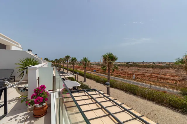 ADOSADO DE 3 DORMITORIOS 2 BAÑOS EN LOMAS DE CABO ROIG ( ORIHUELA COSTA ) — 38