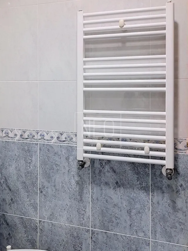 Piso bajo en calle ocaña, aluche, Madrid. — 13