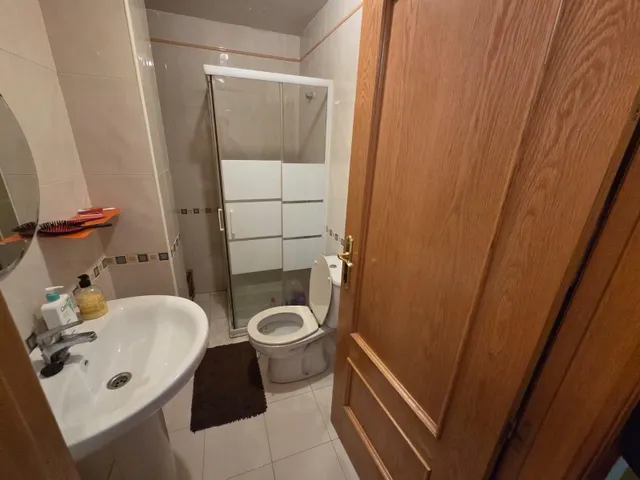 SE VENDE APARTAMENTO EN EL CENTRO DE VALENCIA DE DON JUAN, COCINA, SALÓN, 2 HAB., 2 BAÑOS, ASCENSOR, TRASTERO Y PLAZA DE GARAJE. — 7