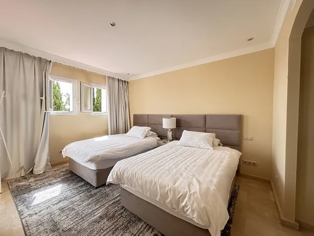 Chalet 5 habitaciones 697m² en venta - Costa Del Sol — 15