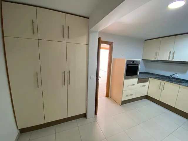 ¡AMPLIO PISO EN UNA ZONA TRANQUILA DE ALCANAR! — 20