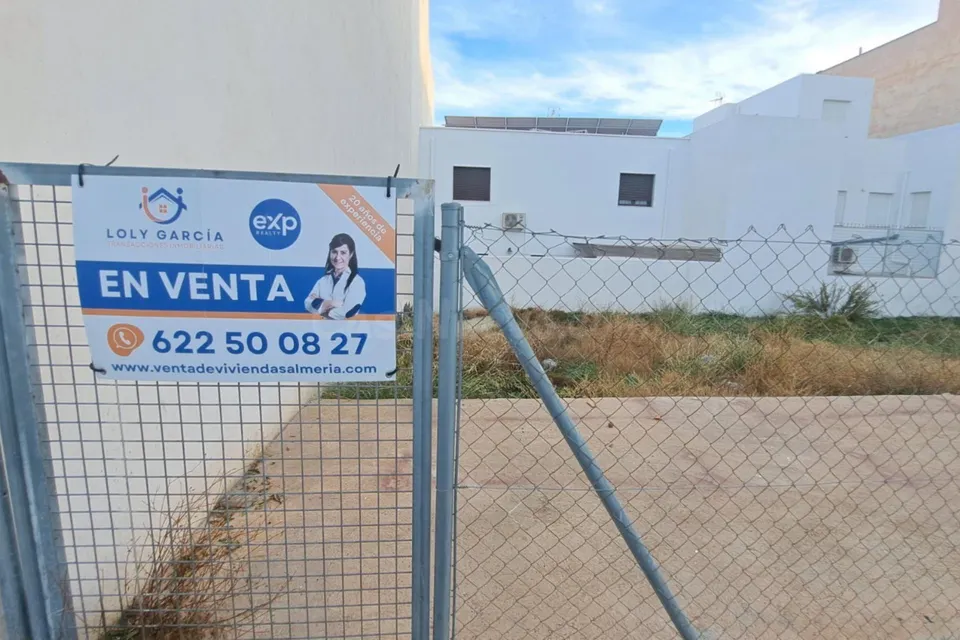 Solar urbano en venta en Níjar, Almería
