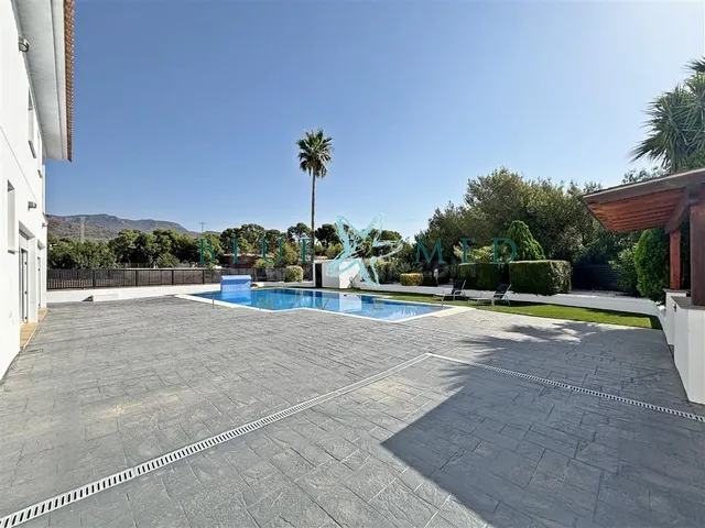 ESPECTACULAR CHALET INDEPENDIENTE EN URBANIZACIÓN LA CHARCA, - foto 5