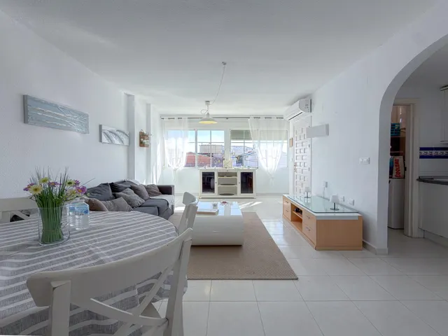 La Veleta! Impresionante Ático con excelente distribución de espacios + Gran terraza y Solarium privado con espectaculares vistas al mar — 12