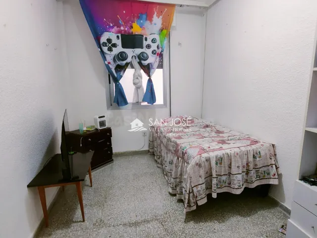 VENTA DE PISO EN PLENO CENTRO DE ASPE - foto 5