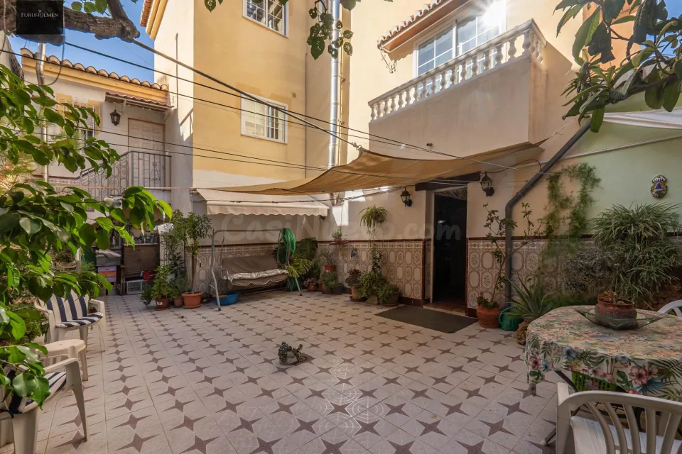 MAGNIFICA CASA EN LAS GABIAS