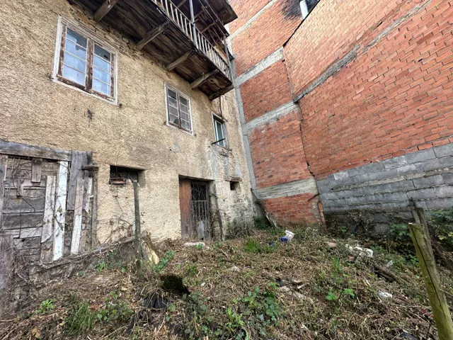 Oportunidad en el centro de Becerreá: Edificio + Casa tradicional con gran local — 7