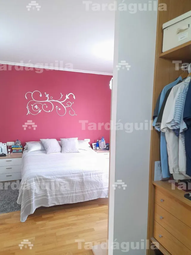 CHALET EN VILLARES DE LA REINA — 21