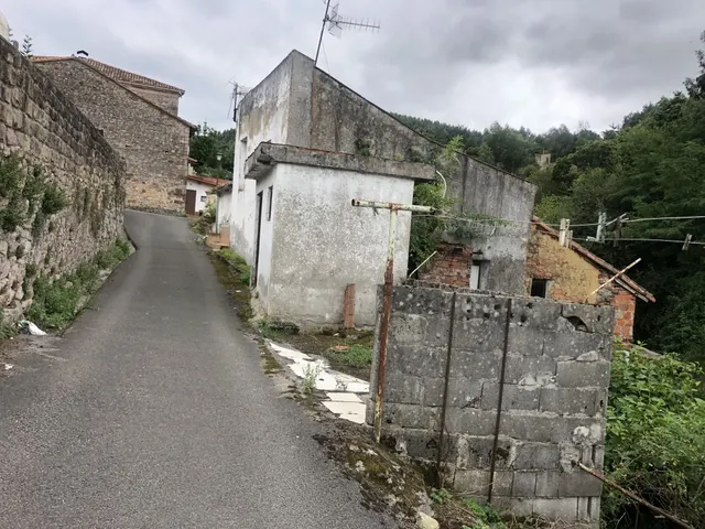 Casa-Chalet en Venta en Viernoles Cantabria - foto 2