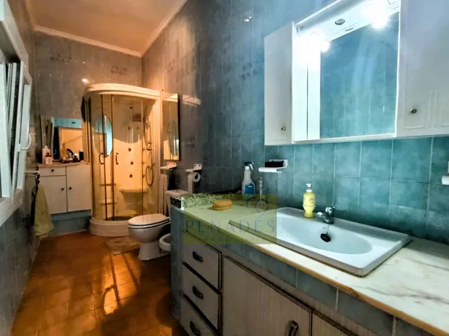 CHALET MUY CERCA DE LA POBLACION — 22