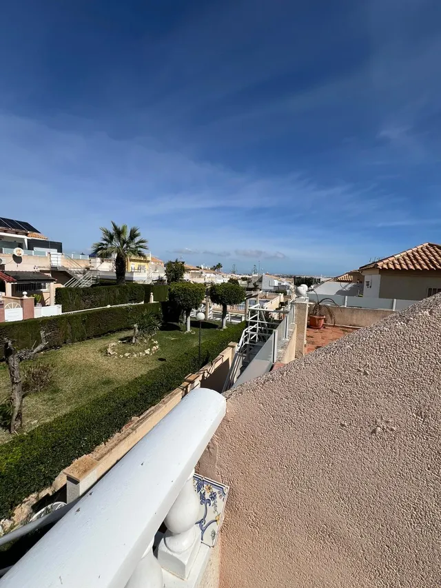 Precioso chalet en Los Altos en Torrevieja — 41